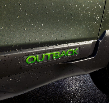 斯巴鲁傲虎 2.5i特装版EyeSight 特装版专属绿色车型铭牌